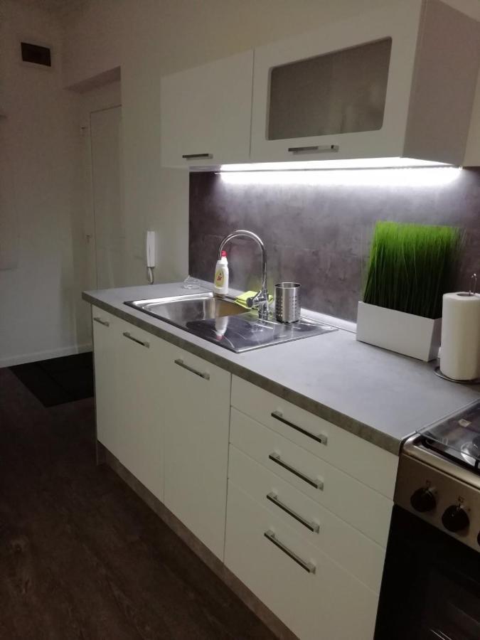 Salvus Apartman Appartement Eger Buitenkant foto
